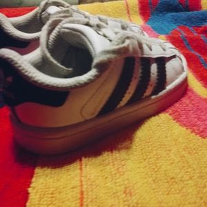 Size 5 adidas baby shoes